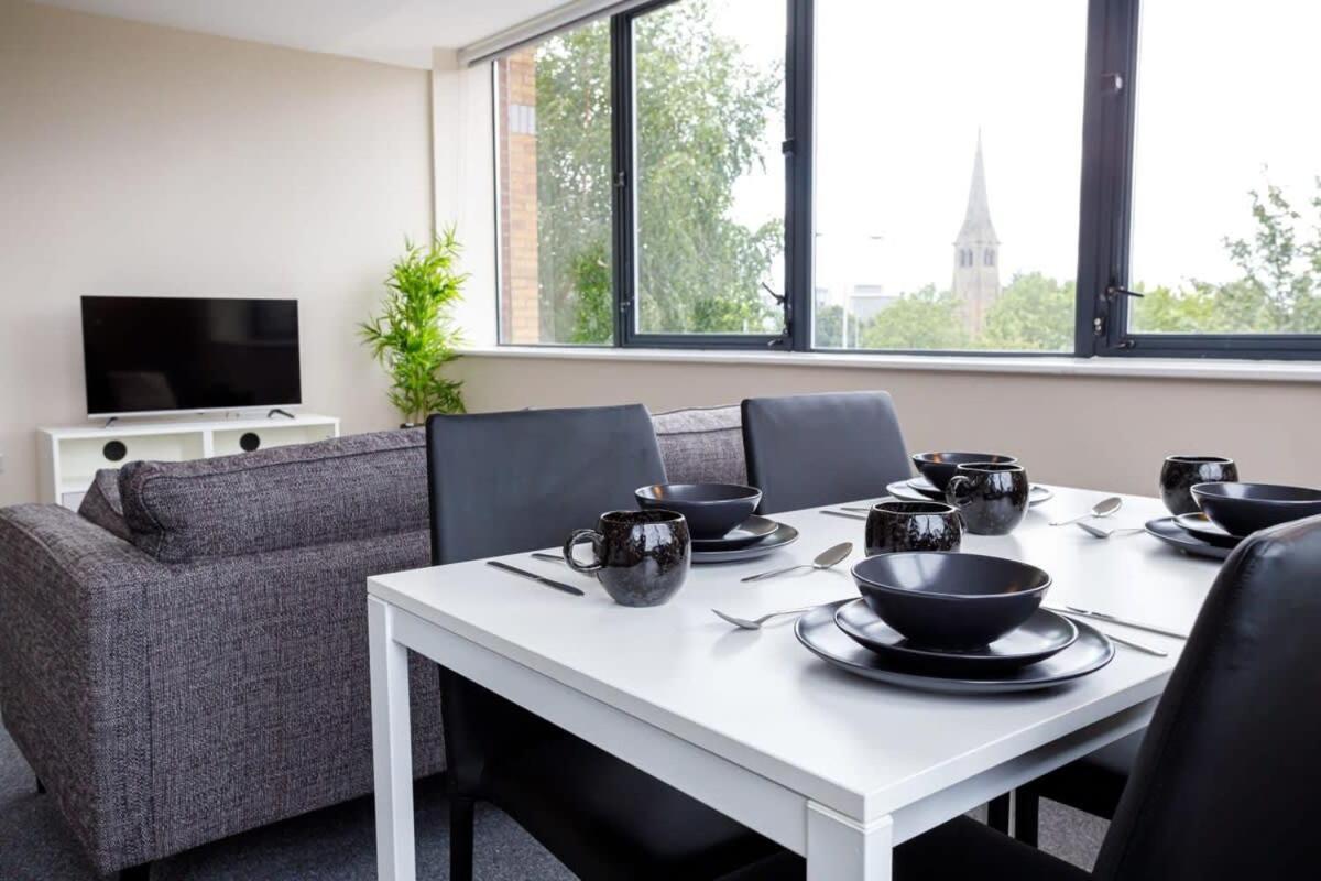 Fantastic Modern 2 Bedroom Apartment, Manchester