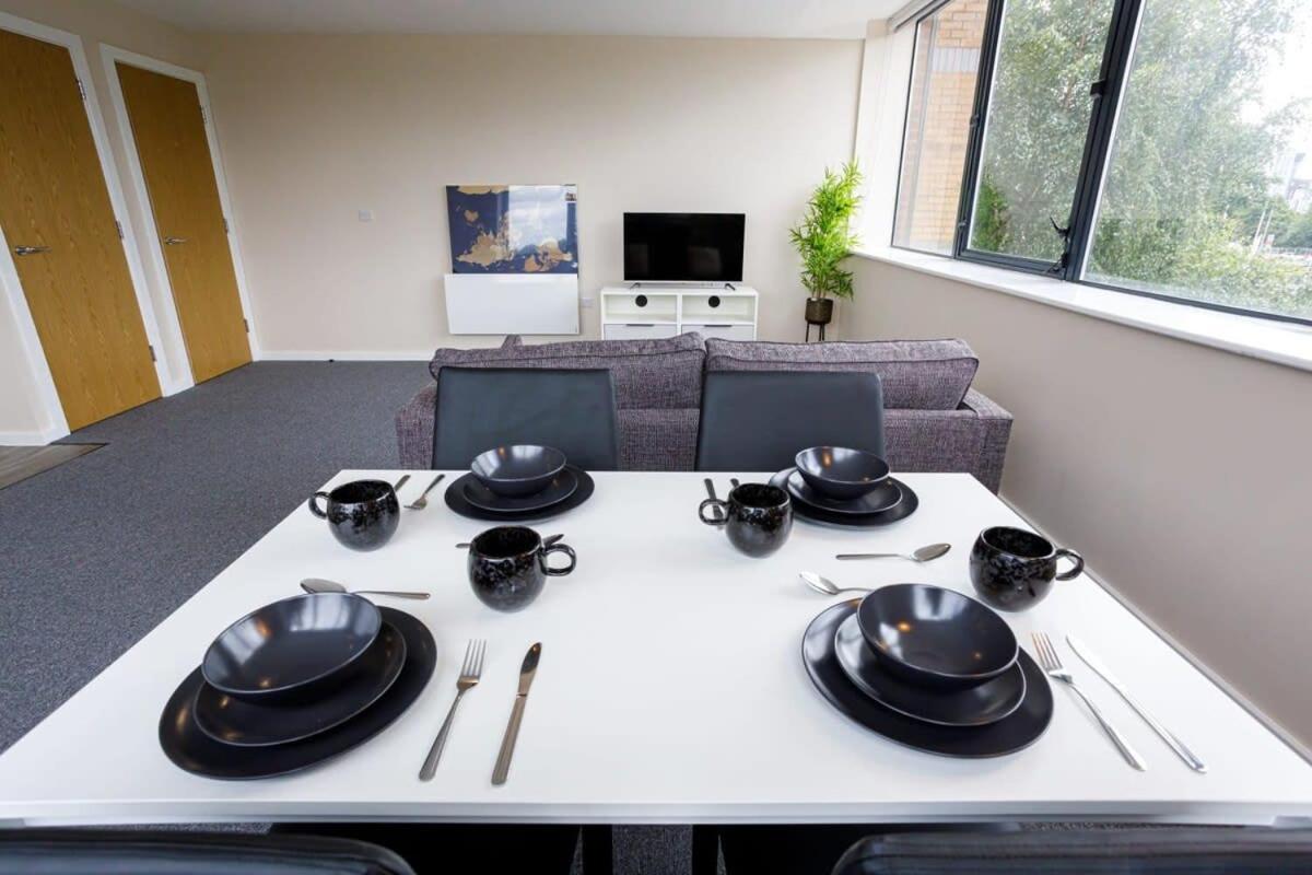 Fantastic Modern 2 Bedroom Apartment, Manchester